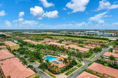 966 SW 147th Avenue Pembroke Pines FL 33027