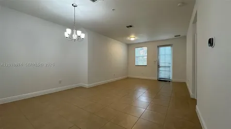 966 SW 147th Avenue Pembroke Pines FL 33027