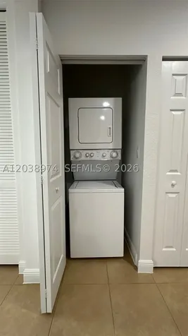 966 SW 147th Avenue Pembroke Pines FL 33027