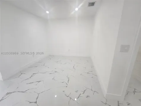 2530 NW 111th Street Miami FL 33167