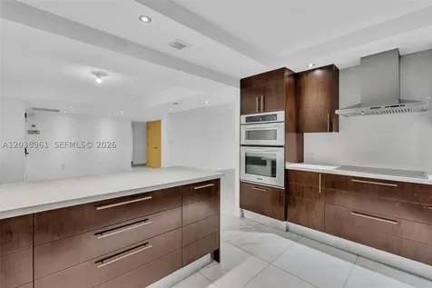 2 Grove Isle Drive Miami FL 33133