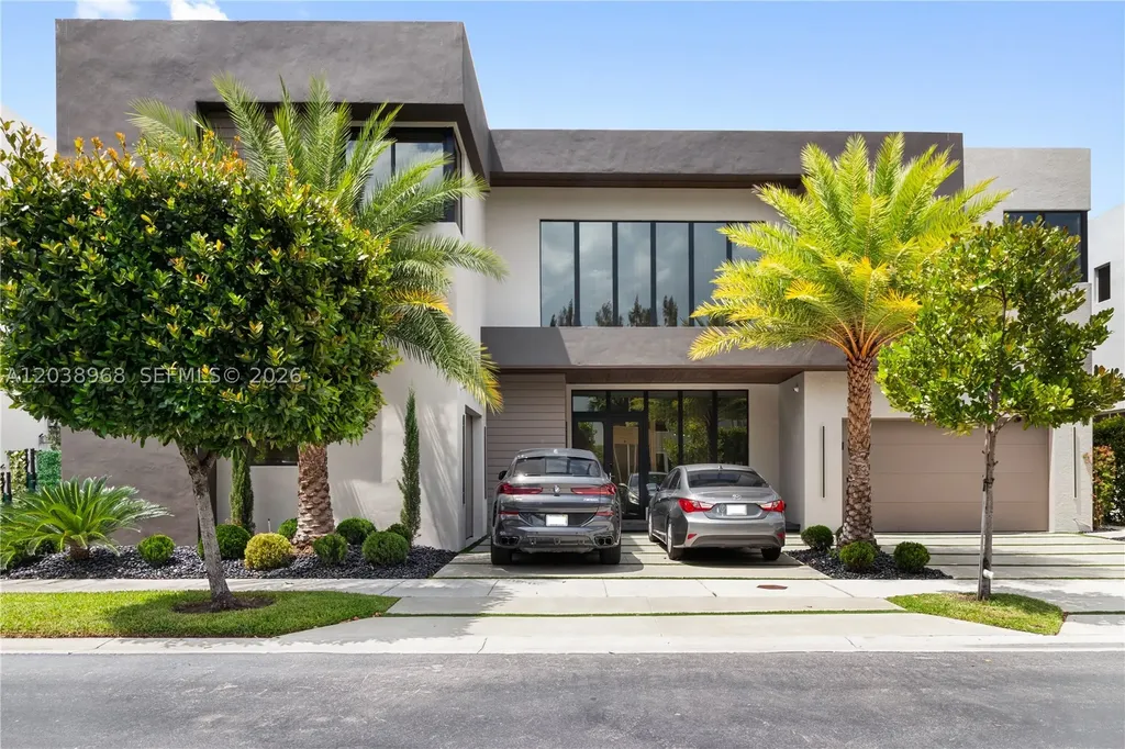 10261 NW 74th Terrace Doral FL 33178