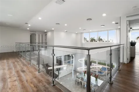 10261 NW 74th Terrace Doral FL 33178