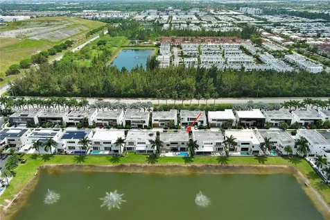 10261 NW 74th Terrace Doral FL 33178