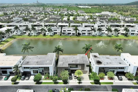 10261 NW 74th Terrace Doral FL 33178