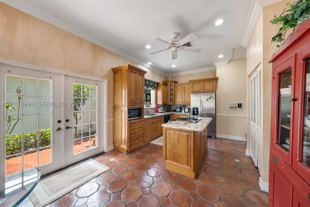 6540 Via Rosa Boca Raton FL 33433