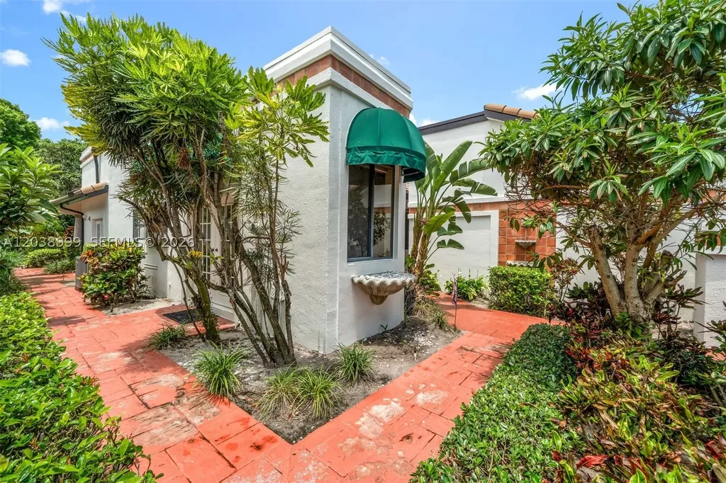 6540 Via Rosa Boca Raton FL 33433