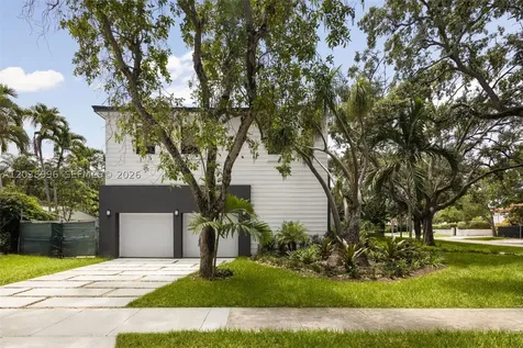 3303 Halissee Street Coconut Grove FL 33133