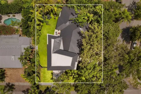 3303 Halissee Street Coconut Grove FL 33133
