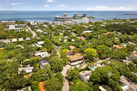 3303 Halissee Street Coconut Grove FL 33133