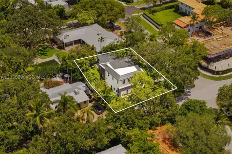 3303 Halissee Street Coconut Grove FL 33133