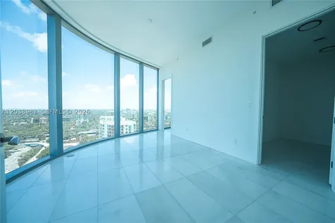 175 SE 25th Road Miami FL 33129