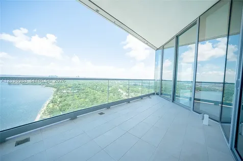 175 SE 25th Road Miami FL 33129