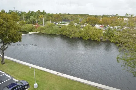 3401 N Country Club Drive Aventura FL 33180