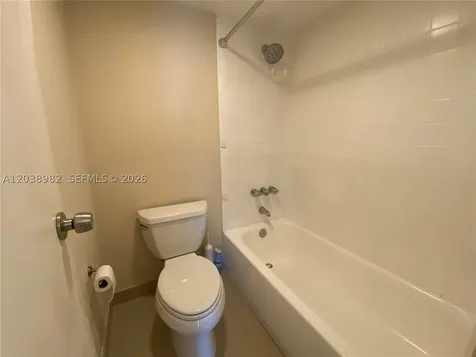3401 N Country Club Drive Aventura FL 33180