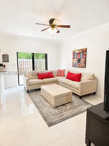 11725 SW 150th Place Miami FL 33196