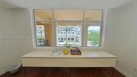 1607 Ponce De Leon Boulevard Coral Gables FL 33134