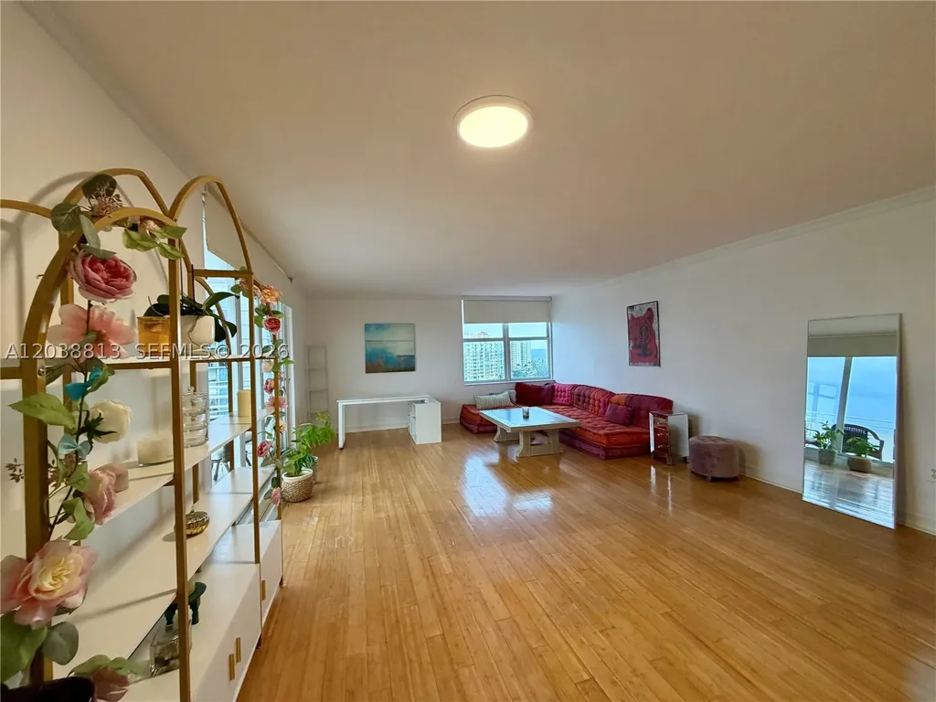 888 Intracoastal Drive Fort Lauderdale FL 33304