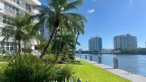 888 Intracoastal Drive Fort Lauderdale FL 33304