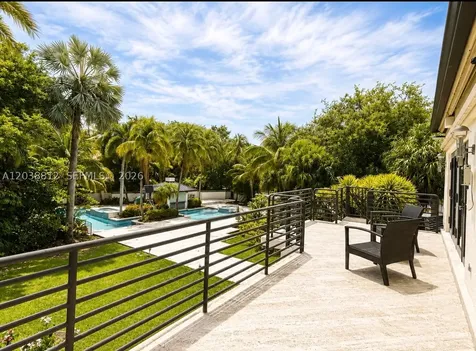 10395 SW 67th Avenue Pinecrest FL 33156