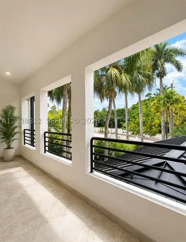 10395 SW 67th Avenue Pinecrest FL 33156