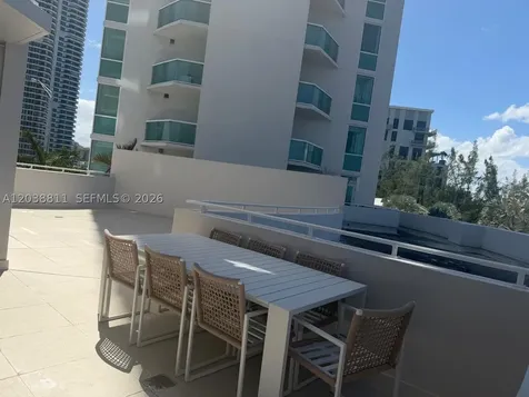 19400 Turnberry Way Aventura FL 33180