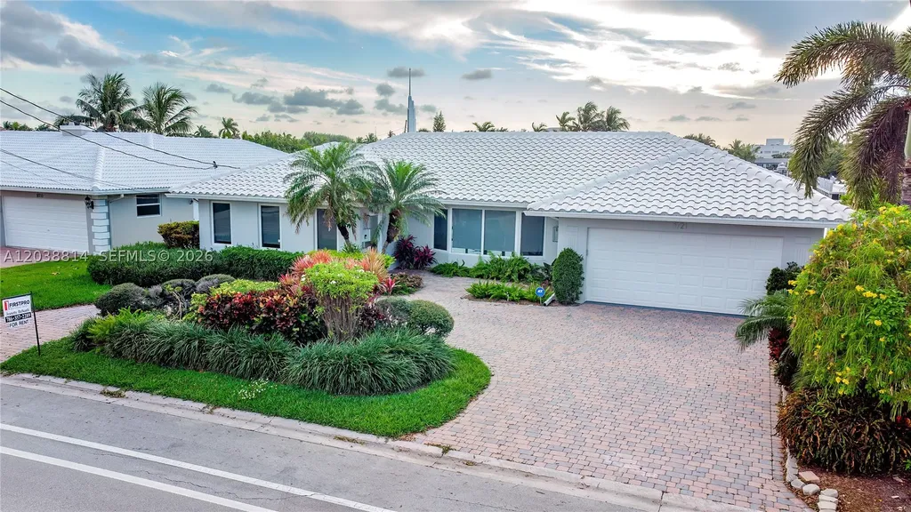 5721 Bayview Drive Fort Lauderdale FL 33308