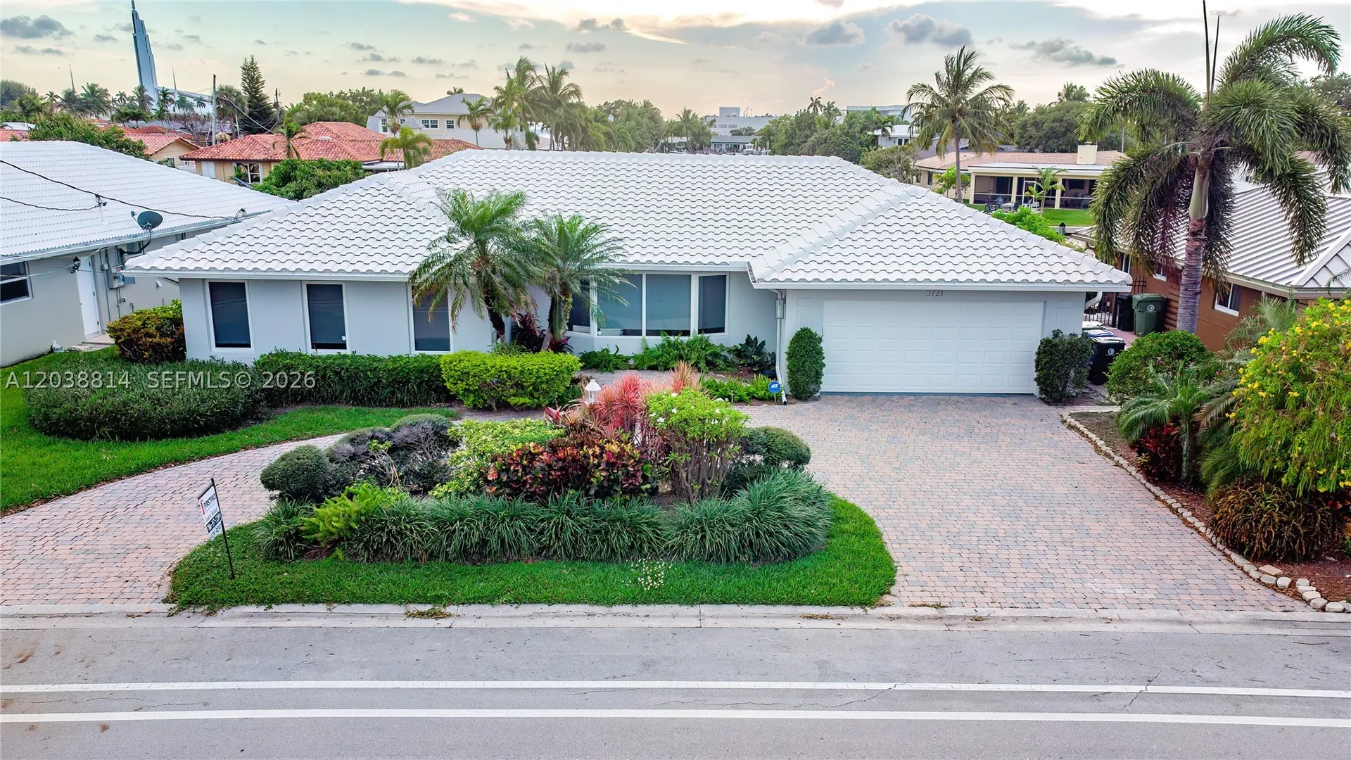 5721 Bayview Drive Fort Lauderdale FL 33308