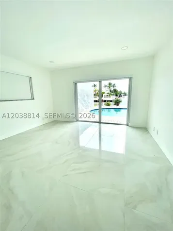 5721 Bayview Drive Fort Lauderdale FL 33308
