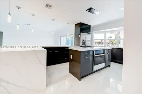 5721 Bayview Drive Fort Lauderdale FL 33308