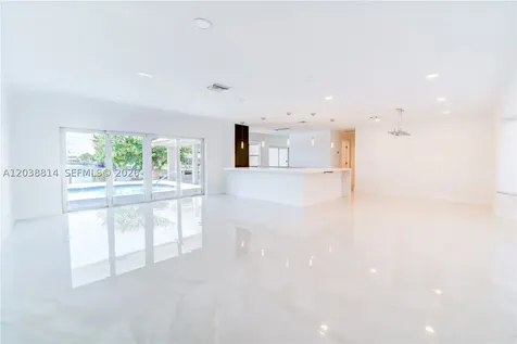 5721 Bayview Drive Fort Lauderdale FL 33308