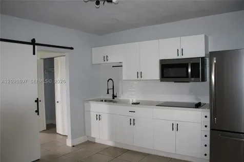 3825 SW 88 Court Miami FL 33165
