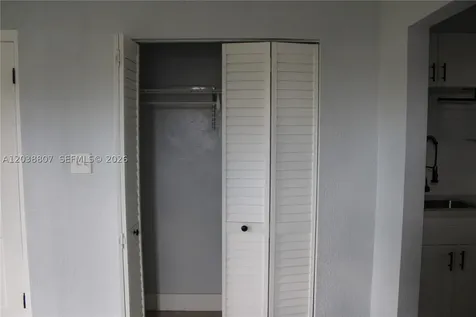 3825 SW 88 Court Miami FL 33165
