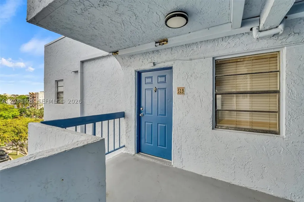 9460 Fontainebleau Boulevard Miami FL 33172