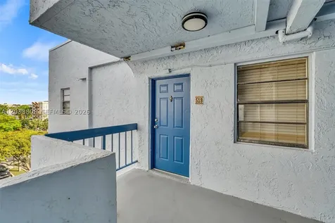 9460 Fontainebleau Boulevard Miami FL 33172