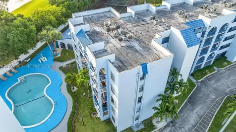 9460 Fontainebleau Boulevard Miami FL 33172