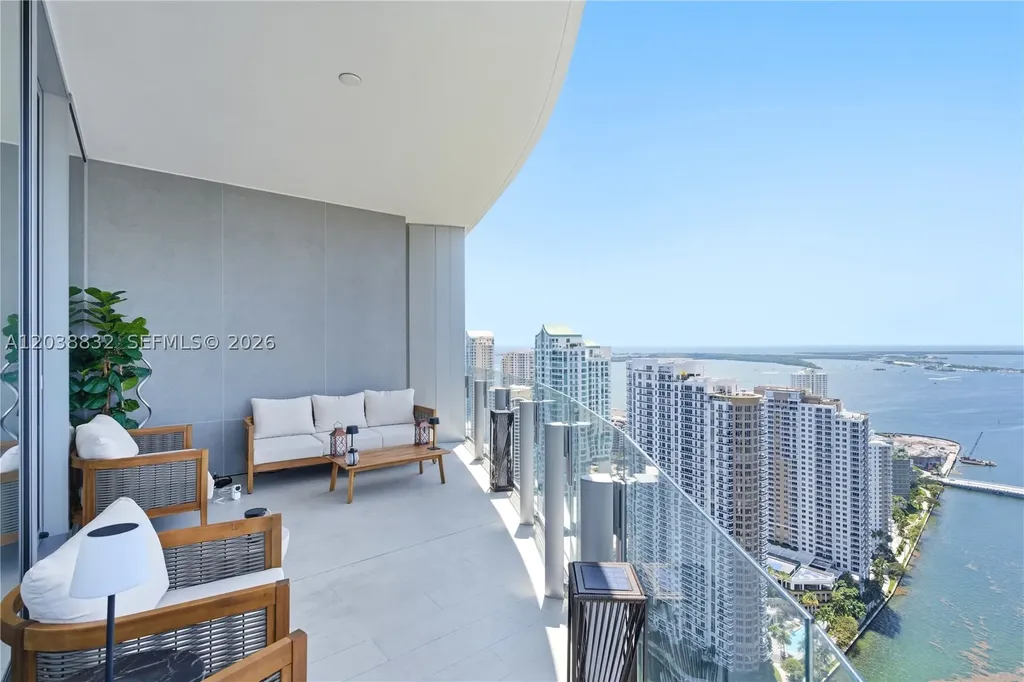 300 Biscayne Boulevard Way Miami FL 33131