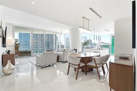 300 Biscayne Boulevard Way Miami FL 33131
