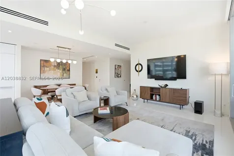 300 Biscayne Boulevard Way Miami FL 33131