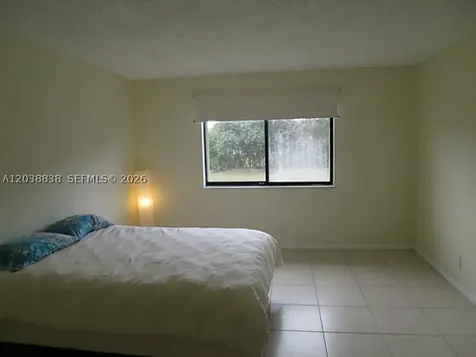205 Lakeview Drive Weston FL 33326