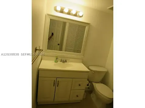 205 Lakeview Drive Weston FL 33326