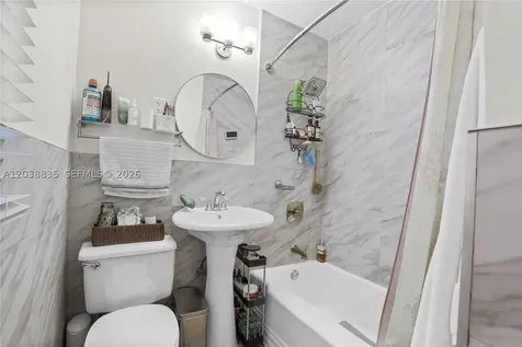 3375 SW 29th Terrace Miami FL 33133