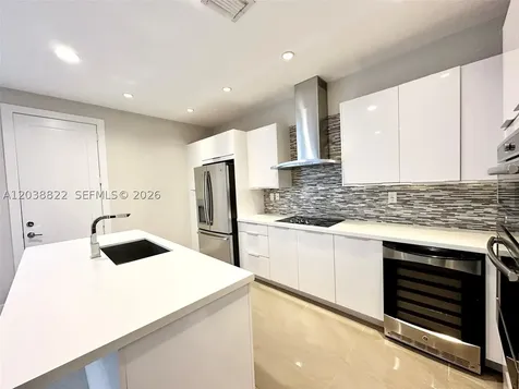10560 NW 63rd Terrace Doral FL 33178