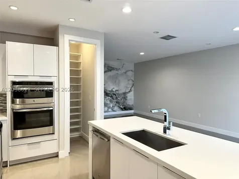 10560 NW 63rd Terrace Doral FL 33178
