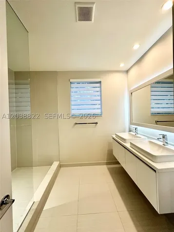 10560 NW 63rd Terrace Doral FL 33178