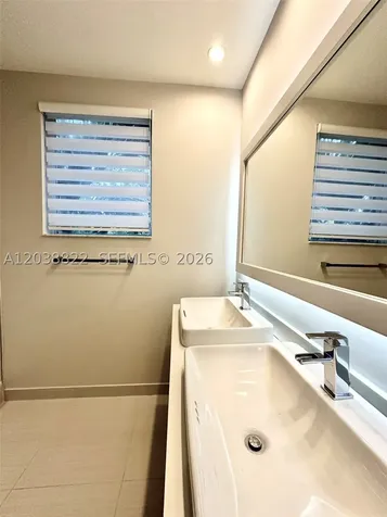 10560 NW 63rd Terrace Doral FL 33178