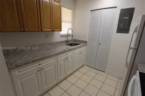 650 NW 114th Avenue Sweetwater FL 33172
