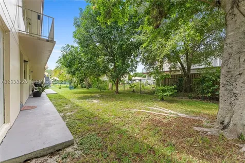10261 NW 35th Street Coral Springs FL 33065