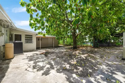 3035 NW 83rd Street Miami FL 33147