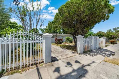3035 NW 83rd Street Miami FL 33147